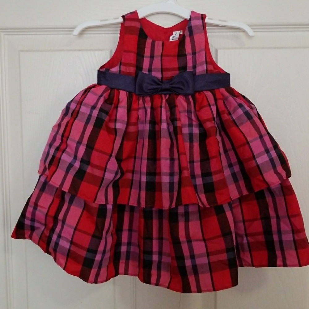 Baby girls size 9 months beautiful dress